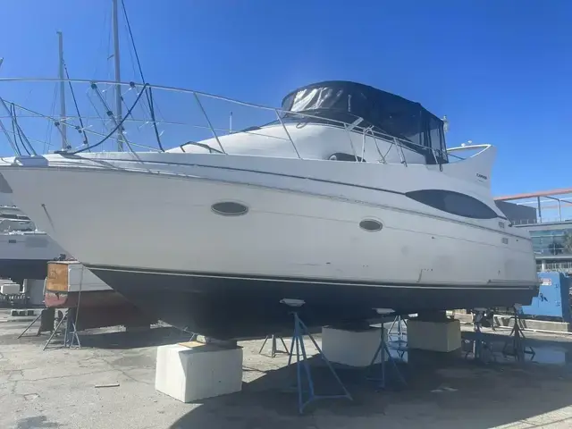 Carver 350 Mariner