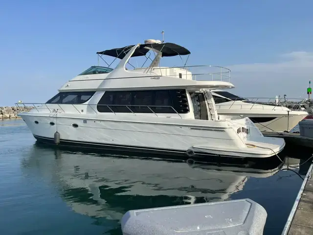 Carver 570 Voyager Pilot House