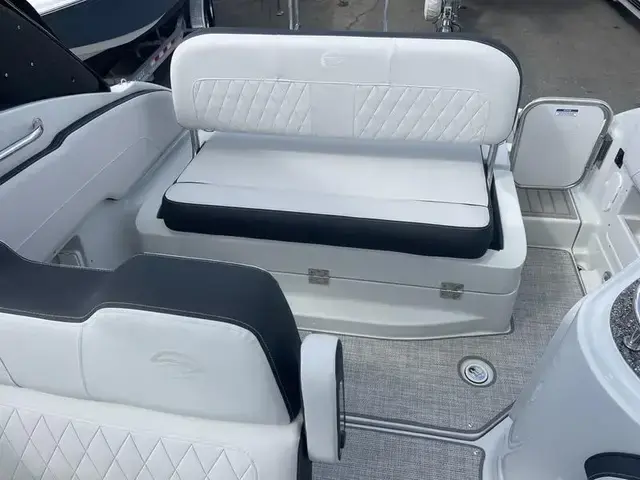 Crownline 270 Cr