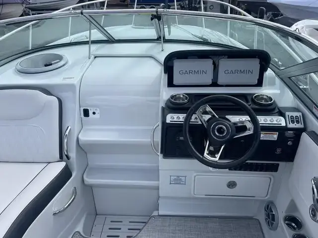 Crownline 270 Cr