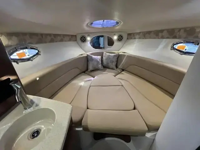 Crownline 270 Cr