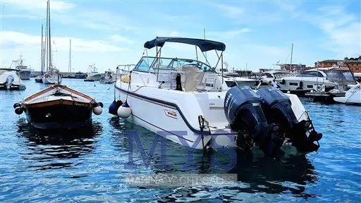 2000 Boston Whaler 28 conquest