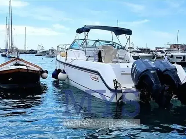 Boston Whaler 28 Conquest