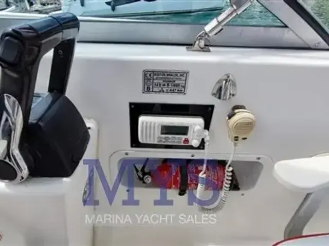 Boston Whaler 28 Conquest