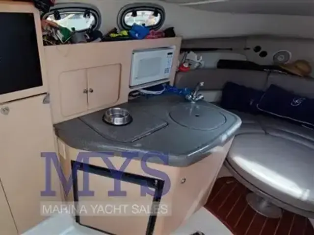 Boston Whaler 28 Conquest