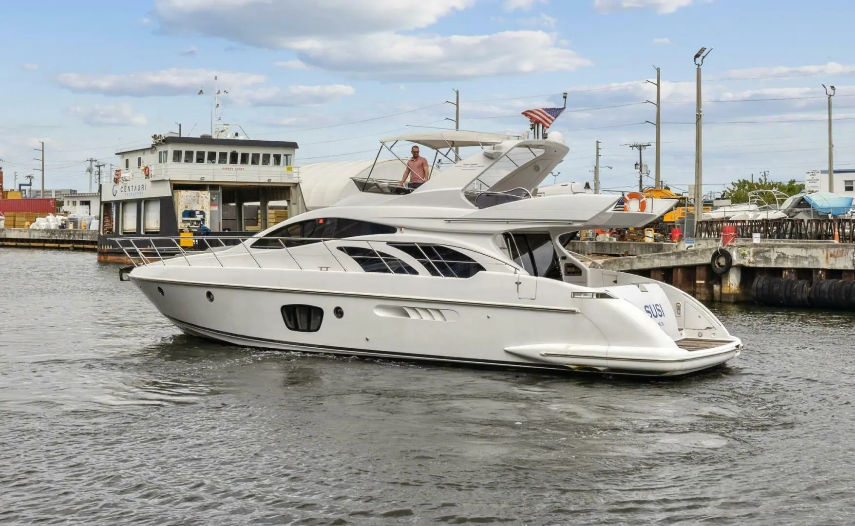 2005 Azimut 55 flybridge