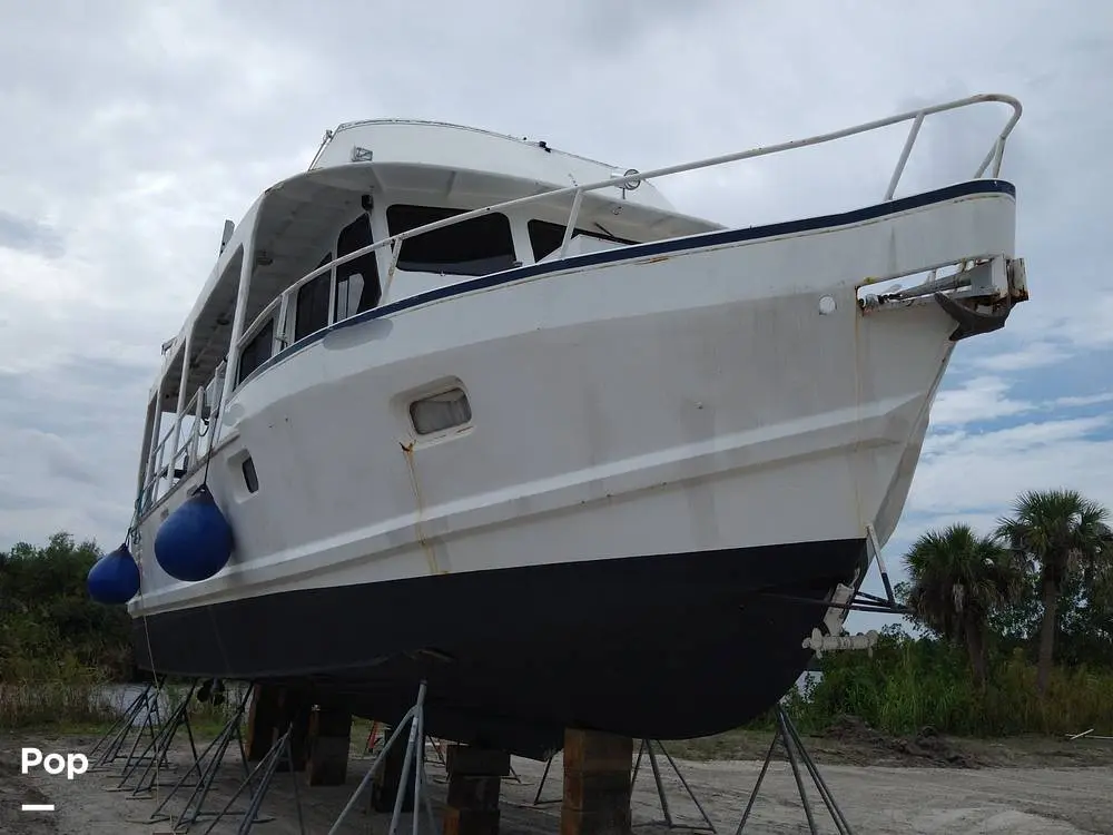 1997 Lakes 52 trawler