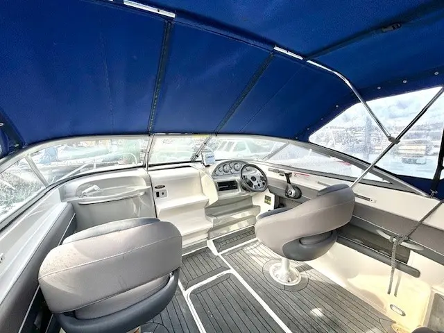 2007 Bayliner 652 cuddy cabin