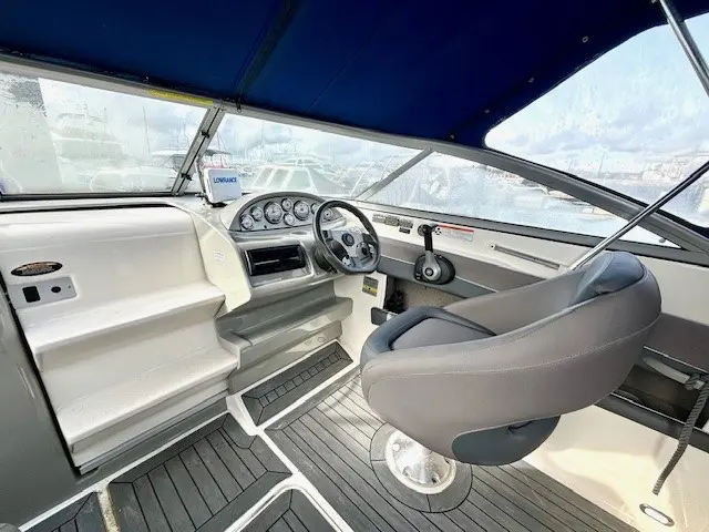 2007 Bayliner 652 cuddy cabin