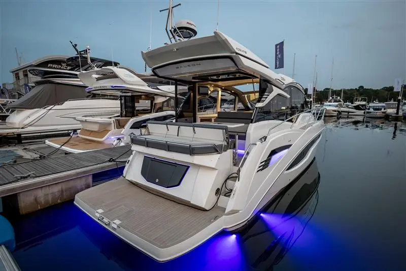 2023 Galeon 425 hts