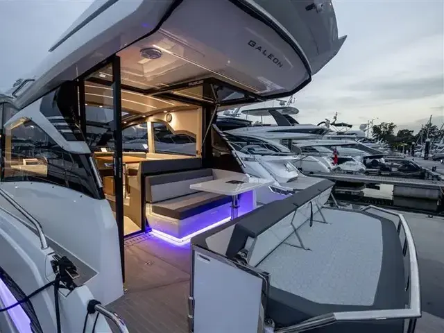 Galeon 425 HTS