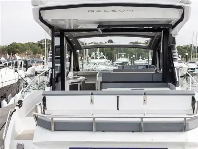 Galeon 425 HTS