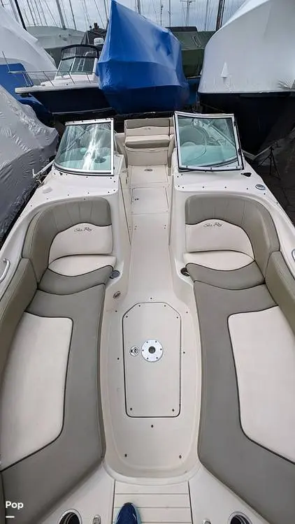 2005 Sea Ray 240 sundeck