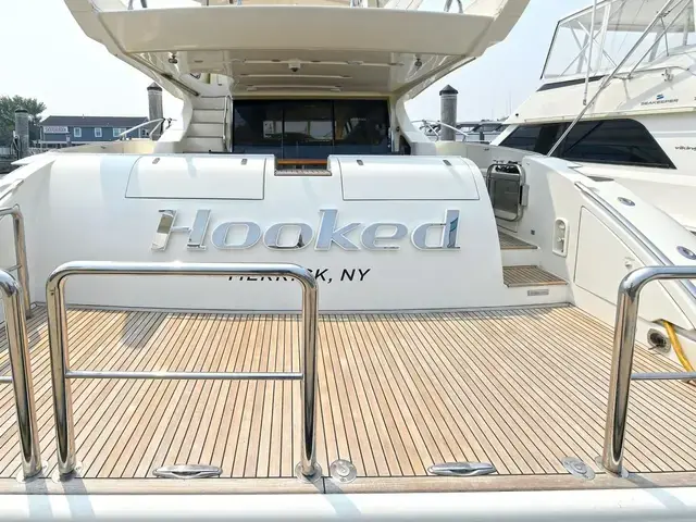 Azimut 62