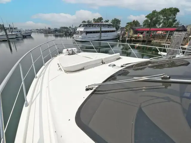 Azimut 62