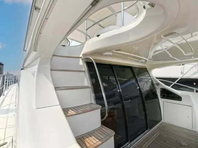 Azimut 62