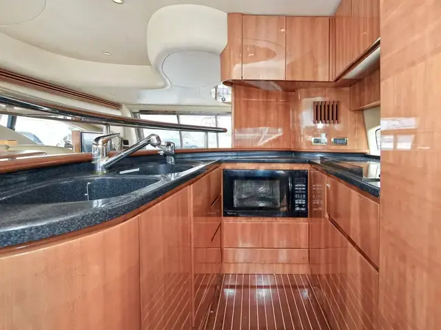 Azimut 62