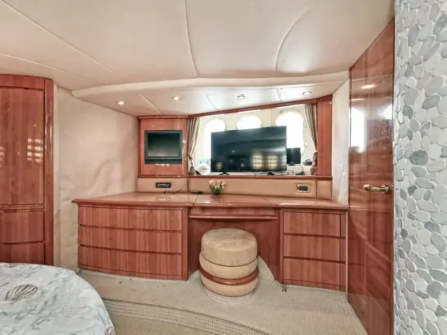 Azimut 62