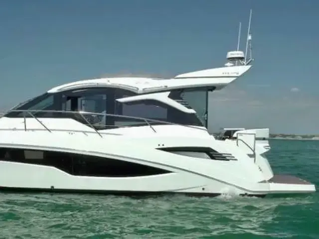 Galeon 425 HTS