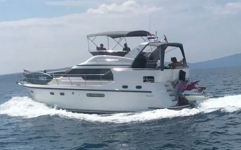 1997 Neptunus 108 flybridge