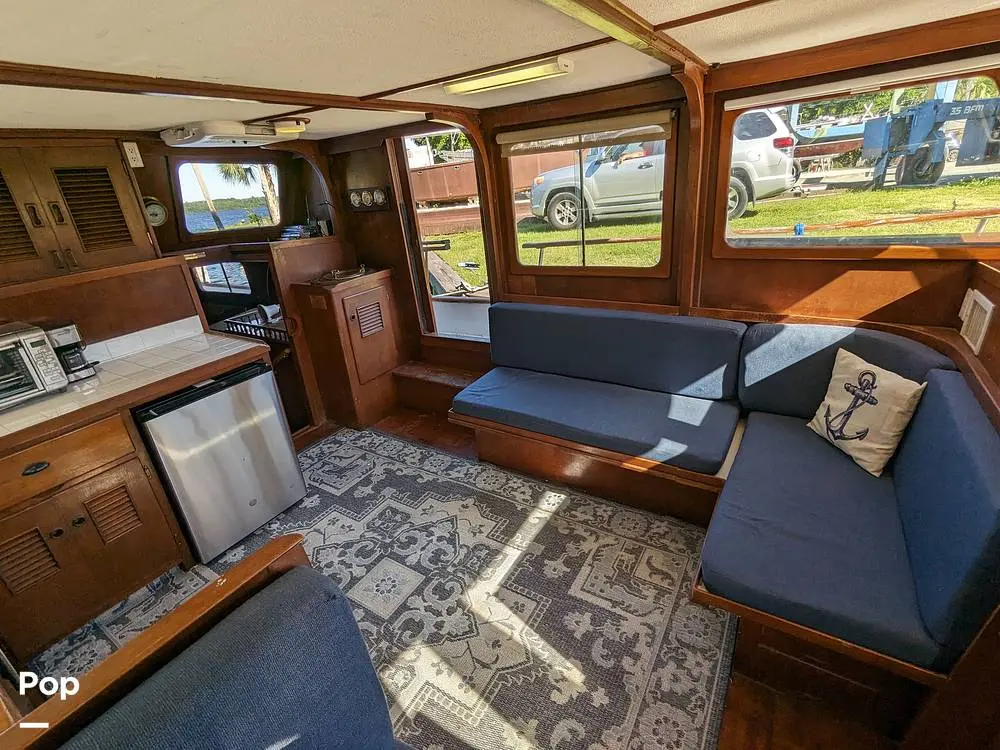 1979 Marine Trader 40 double cabin