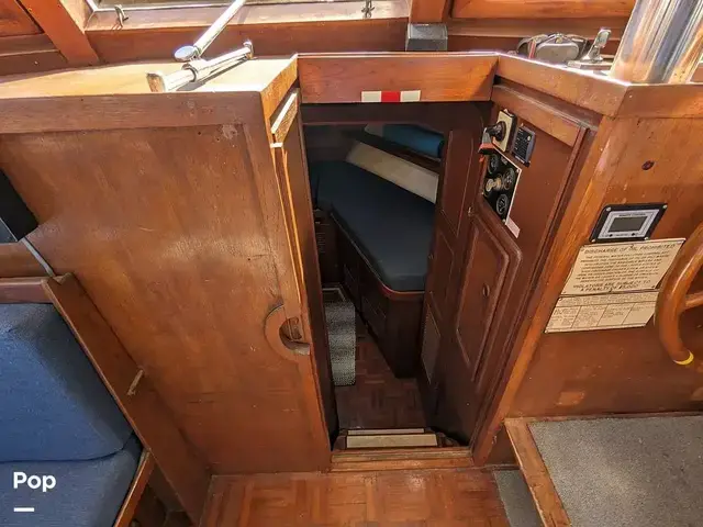 Trader 40 Double Cabin