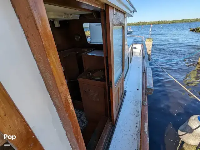 Trader 40 Double Cabin