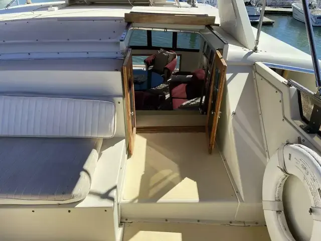 Californian 55 Cockpit Motor Yacht