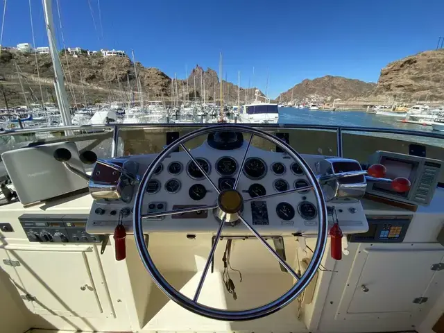 Californian 55 Cockpit Motor Yacht