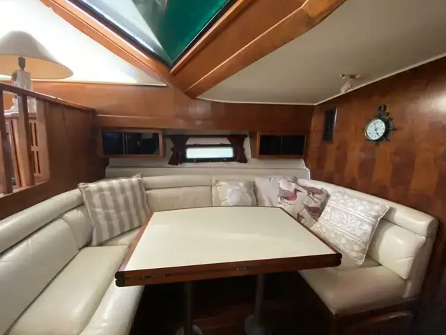 Californian 55 Cockpit Motor Yacht