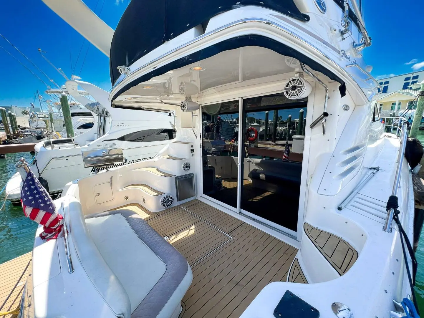 2001 Sea Ray flybridge 400