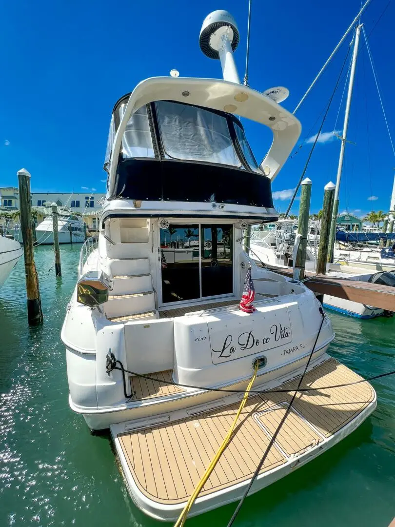 2001 Sea Ray flybridge 400