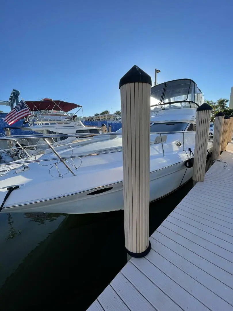 2001 Sea Ray flybridge 400