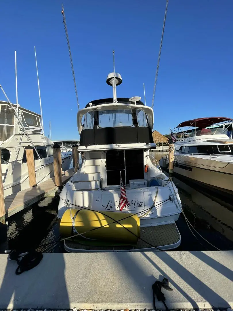 2001 Sea Ray flybridge 400