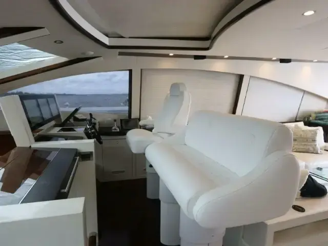 Lazzara Yachts 75 Lsx