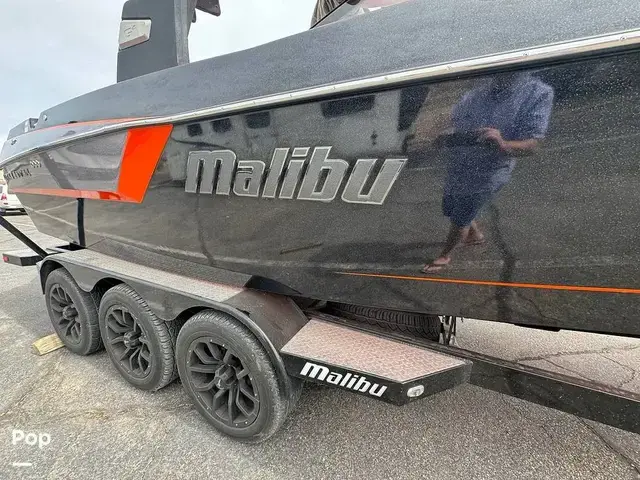 Malibu M235