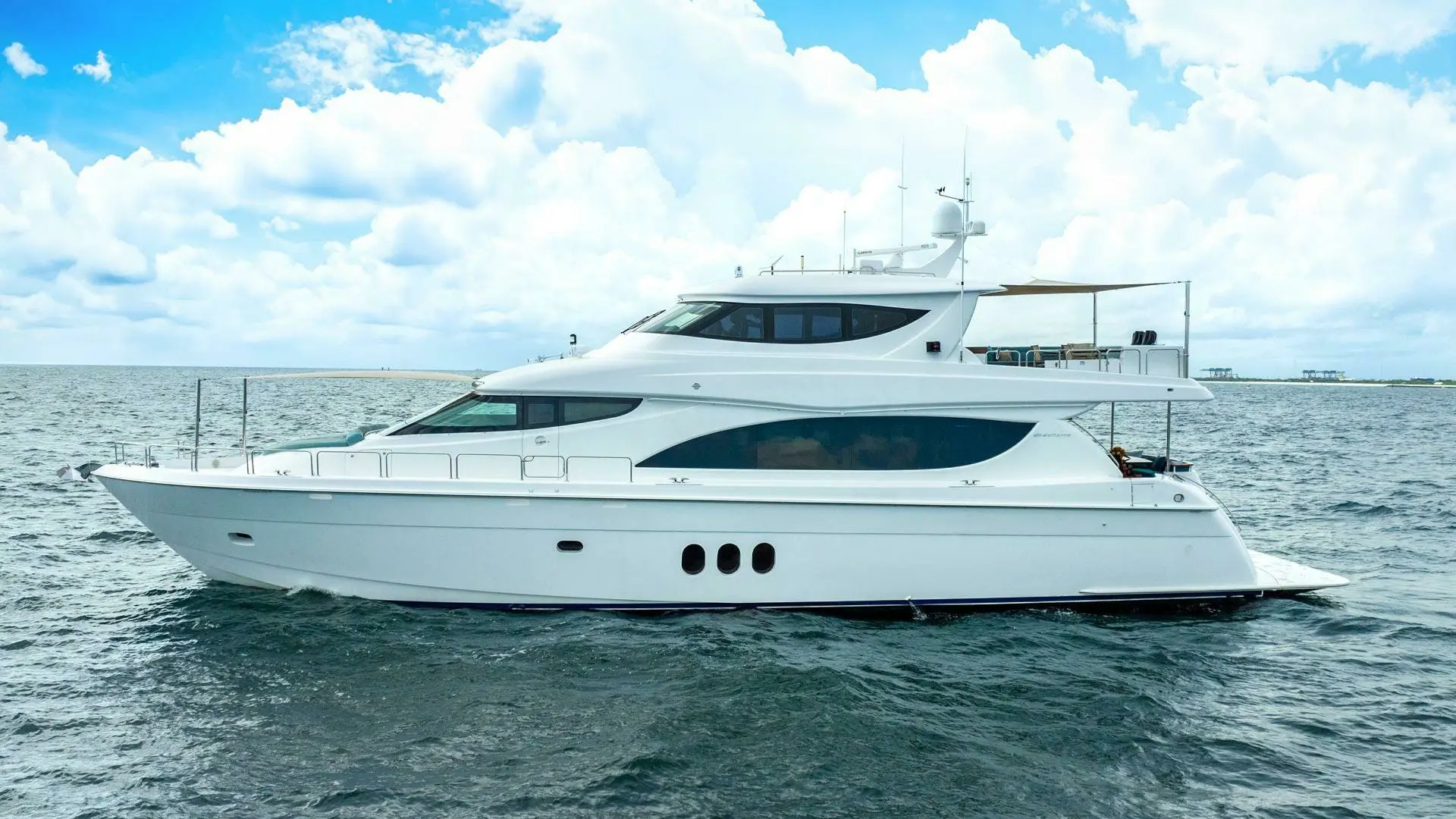 2014 Hatteras 80 motor yacht