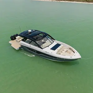 2023 Cruisers Yachts 50'