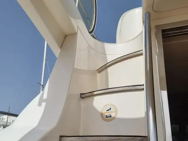 Azimut 39