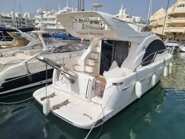 Azimut 39