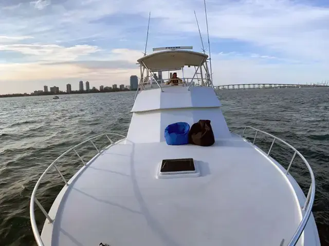 Hatteras 46 Convertible