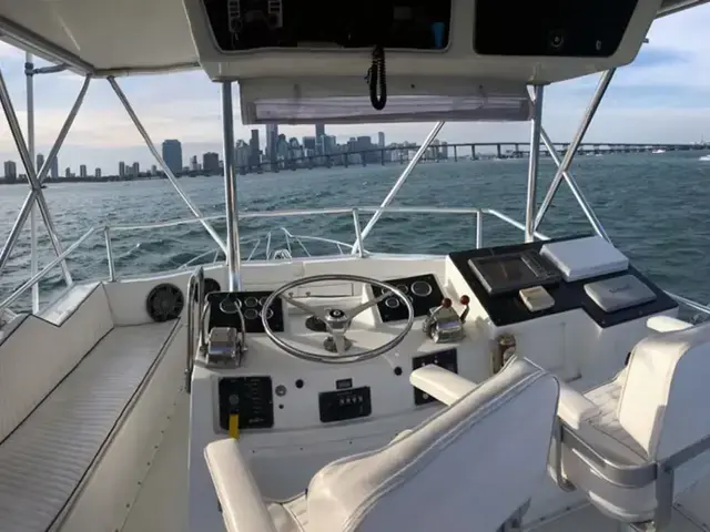 Hatteras 46 Convertible