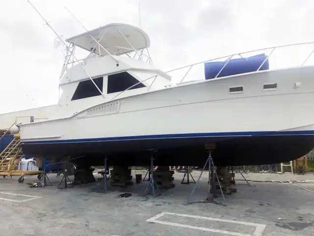 Hatteras 46 Convertible