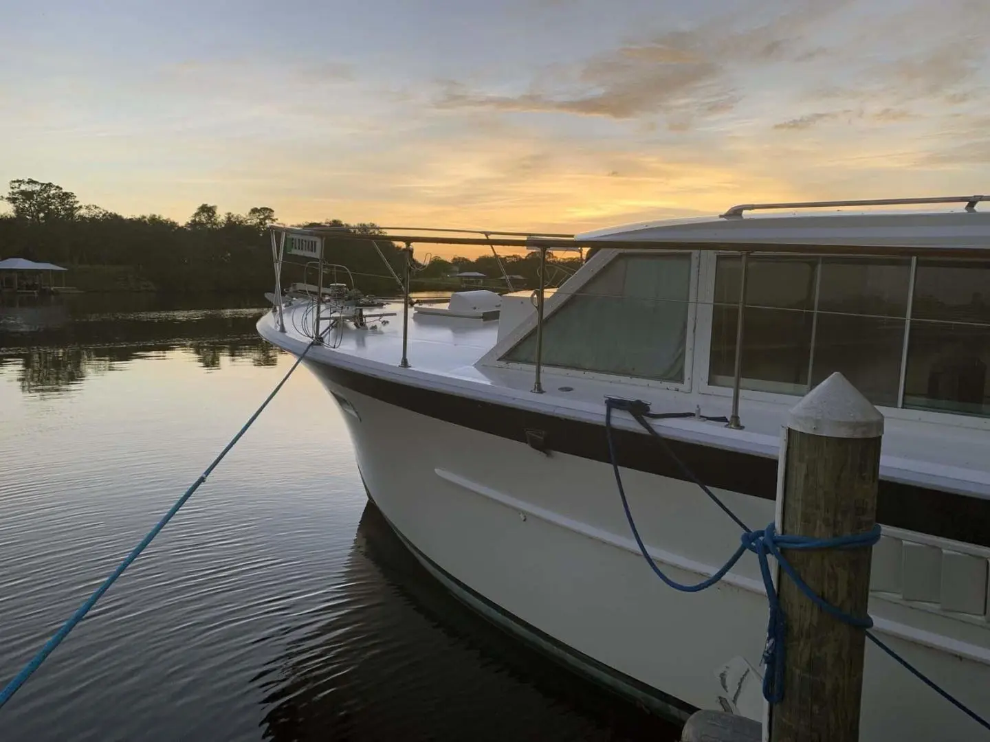 1970 Hatteras tri-cabin