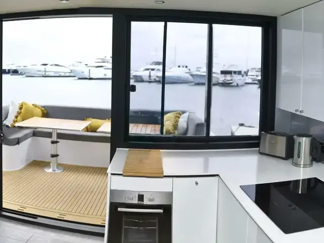 Sunpower Yachts 44