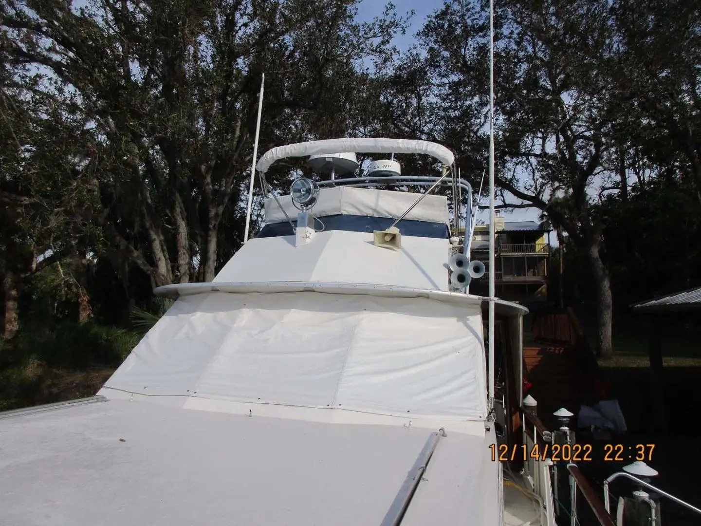 1970 Hatteras tri-cabin