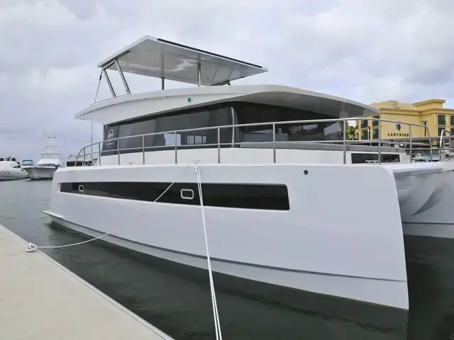 Sunpower Yachts 44