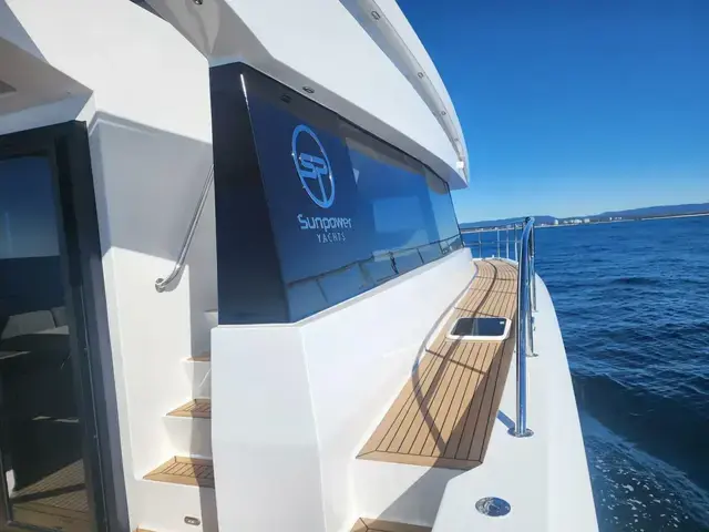 Sunpower Yachts 44