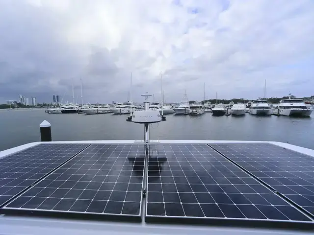 Sunpower Yachts 44