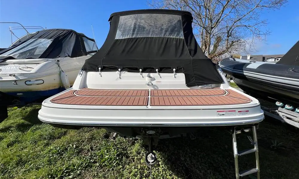 2017 Bayliner vr5 cuddy